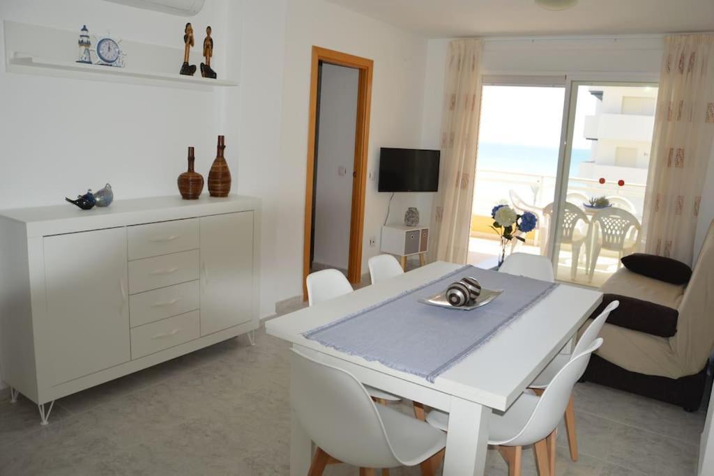 Apartamento Centrico En La Playa Con Piscina. Peñíscola Eksteriør bilde