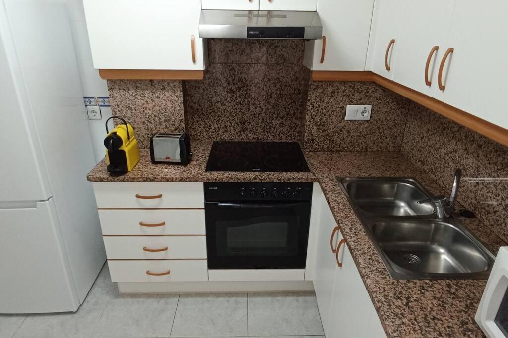Apartamento Centrico En La Playa Con Piscina. Peñíscola Eksteriør bilde